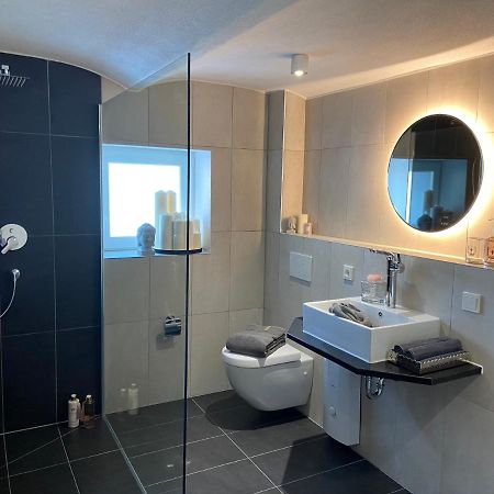 Luxus Ferienwohnung Mit Whirlpool Runkel Kültér fotó